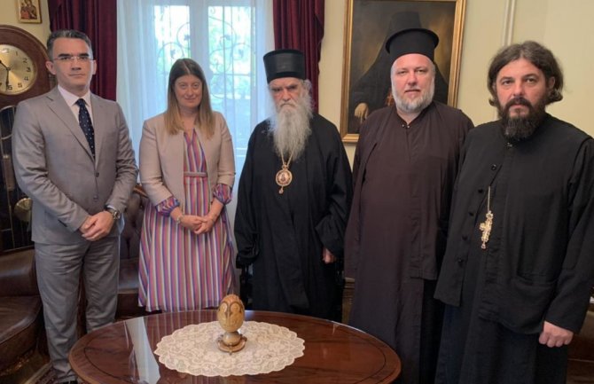 Kemp posjetila Mitropoliju: Važno u ovoj i svim drugim situacijama izbjeći nasilje i primjenu sile