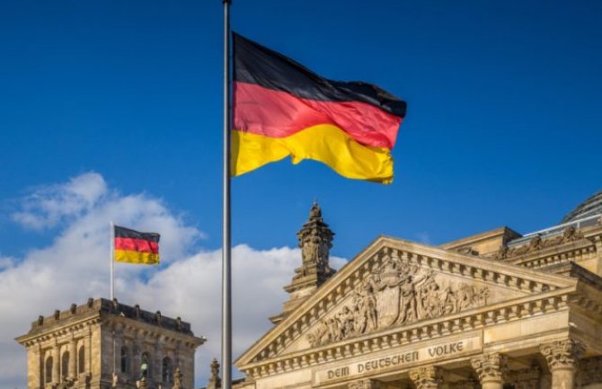 Većina Njemaca ne vjeruje da vlada može da se nosi s problemima