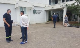 Došli na posao iako je postignut dogovor da neće