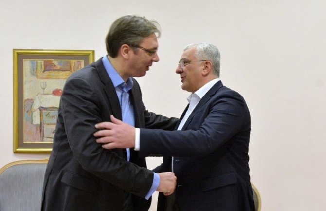 Mandić čestitao Vučiću: Rezultati na popravljanju kvaliteta života građana Srbije stvaraju zavist kod režima u PG