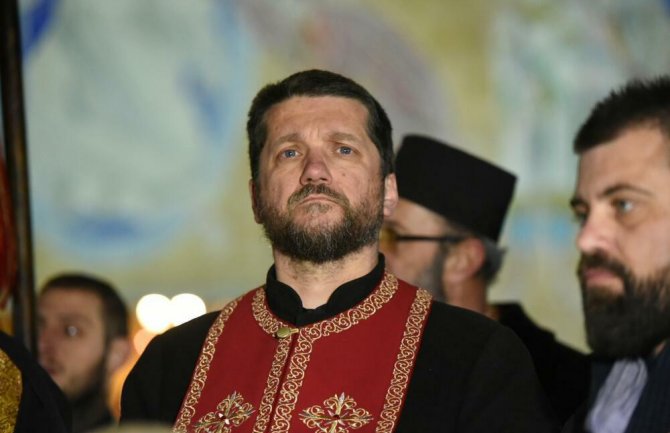 Perović: Preziremo političku zloupotrebu brige za zdravlje