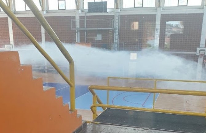 UP: Suzavac na djecu bacili upravo organizatori okupljanja i incidenata u Budvi