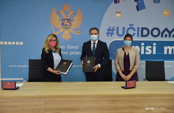 Preko 400 000 eura za jačanje kapaciteta nastavnika kroz projekat 