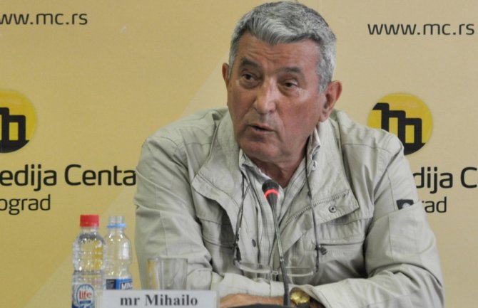 Terzić za VN:  Tamjan u bogomoljama SPC sve više miriše na barut