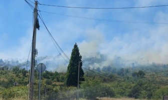 Za 24 sata 21 intervencija vatrogasaca u PG: Više objekata bilo ugroženo, eksplozija,vatra zahvatila i groblje