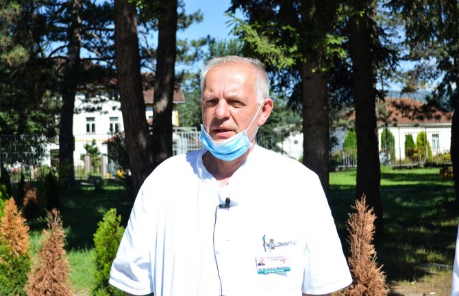 Direktor beranske bolnice i dvoje ljekara hospitalizovani zbog kovida: Osjećam se bolje