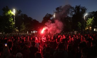 Beograd: Sukob policije i demonstranata tokom protesta