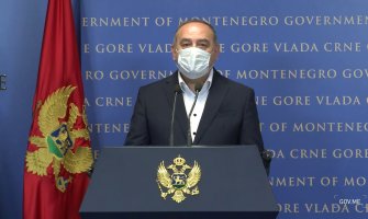 Simović: Za sada bez striktnih mjera i ostajanja doma