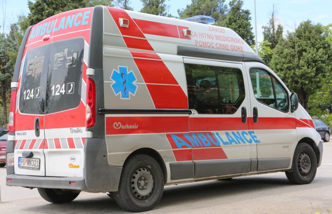 U izolaciji četvoro zaposlenih Hitne pomoći