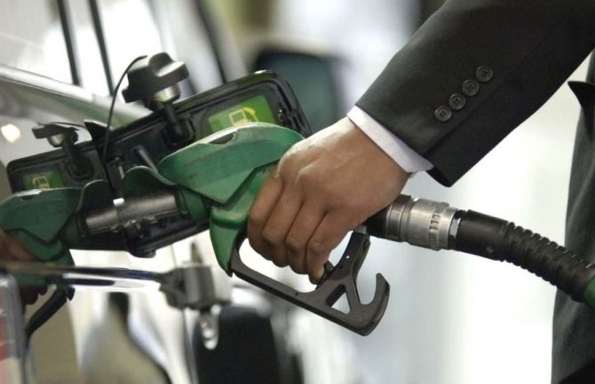 Benzin skuplji,  cijena eurodizela ostaje ista