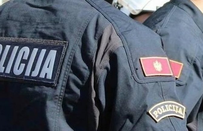 Živkoviću pritvor od 30 dana, policijski službenici oslobođeni