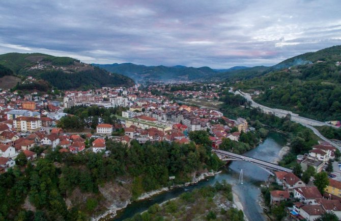 Bijelo Polje: 25-godišnjak se tereti da je nožem pokušao da ubije sugrađanina