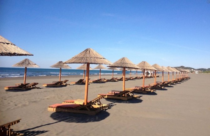 Promjenljivo oblačno, do 34 stepena