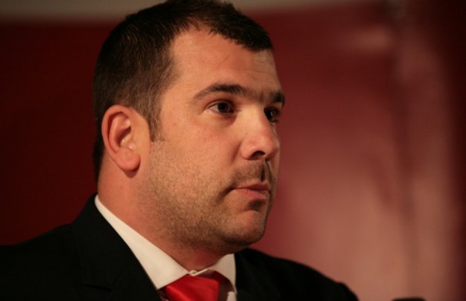 Krapović: Kako je moguće da su računi Opštine Budva i dalje blokirani?