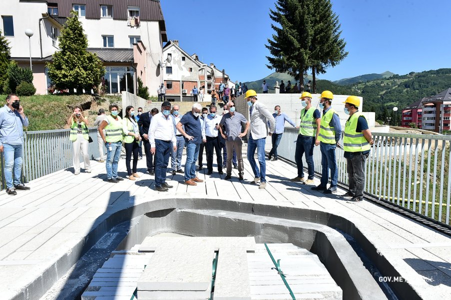 501667962728193031434o