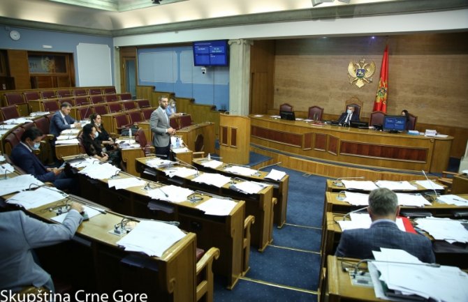 Skupština usvojila izmjene i dopune Zakona o PIO