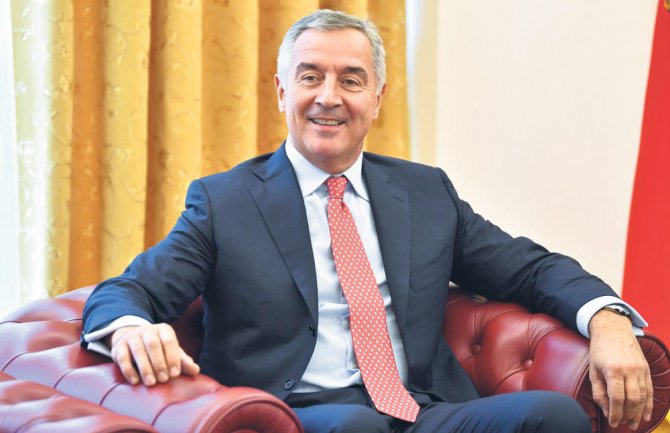 Đukanović:  Kvalitet života žitelja Gusinja dodatno unaprijediti