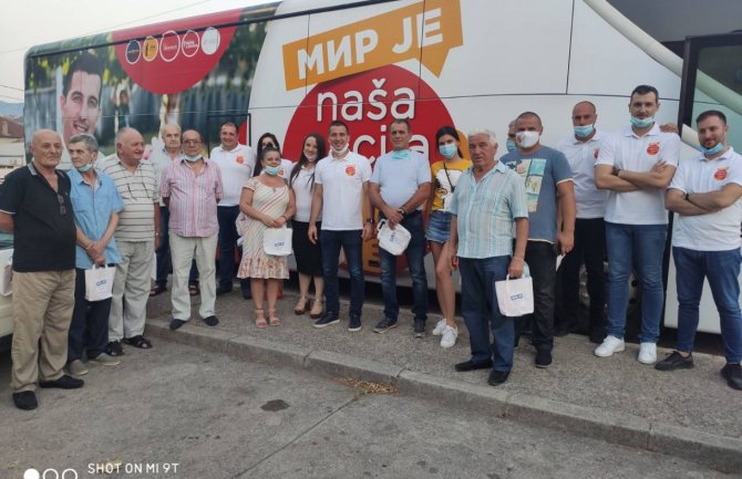 Bečić: Mir je kad nasmijan ideš na glasanje, jer znaš da radiš pravu stvar