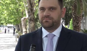 Anđušić: URA trojanski konj DF-a, četiri godine ste bježali od rasprave i za to primili preko 100.000 eura