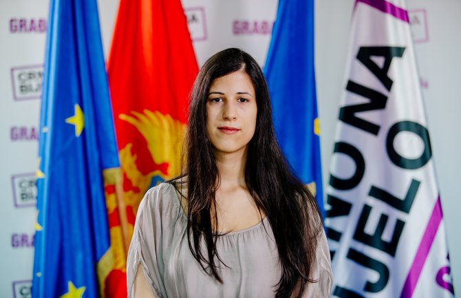 Udžbenici za osnovnu školu da budu besplatni, dostupnim ih učiniti i na internetu