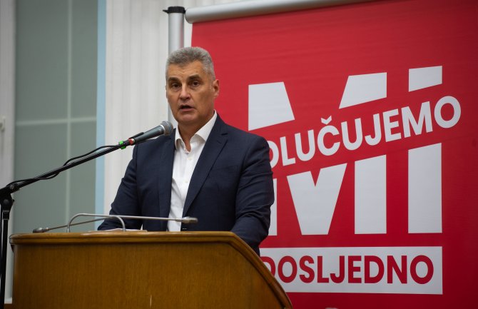  Brajović: Socijaldemokrate zahvaljuju Cetinju što je sabralo sve vjere i nacije u CG