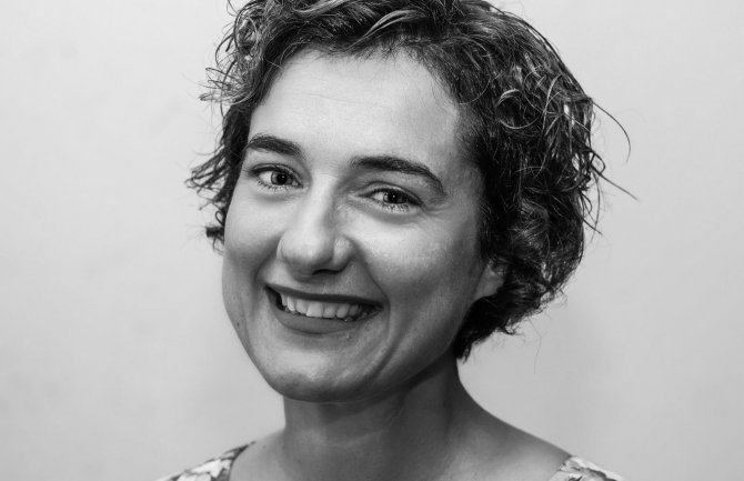 Aleksandra Perović podržala platformu Crno na bijelo