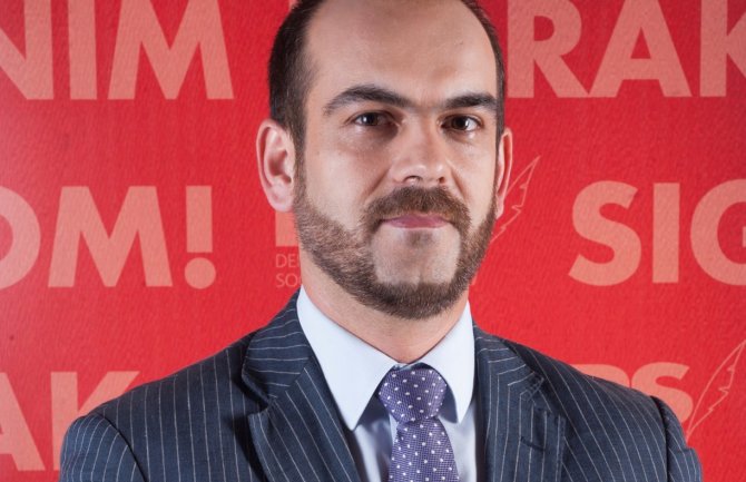 Martinović: Politički marketing ne može da sakrije Mandićevu novu prevaru