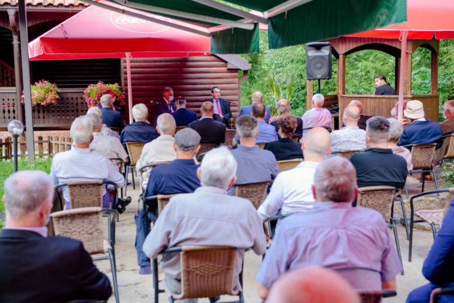 Sastanaksaprivrednicima2