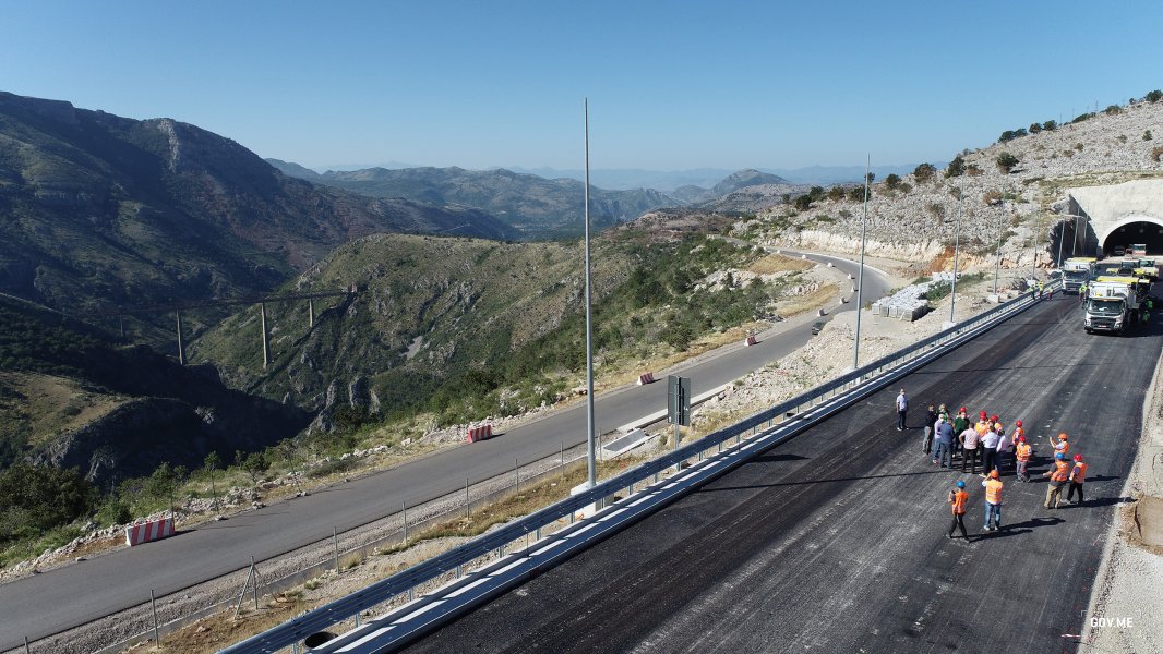 5025386206826947a2b6fo