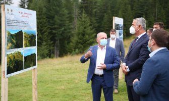 Đukanović: Planina Hajla simbol budućeg ekonomskog razvoja Rožaja(VIDEO) 