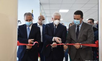 Marković otvorio rekonstruisano Akušersko odjeljenje u KCCG, čestitao medicinarima  na profesionalnosti i motivisanosti da zaštite zdravlje građana 