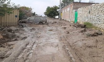 Poplave u Avganistanu odnijele više od 120 života, za nestalima se traga