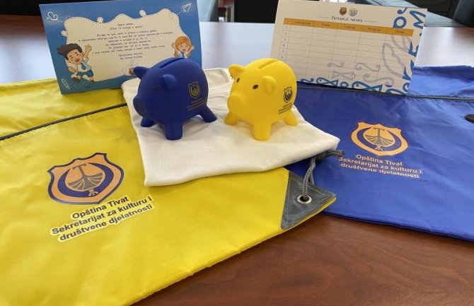 Opština Tivat nastavlja da podržava učenike i studente: Besplatne knjige, stipendije, studentske nagrade...