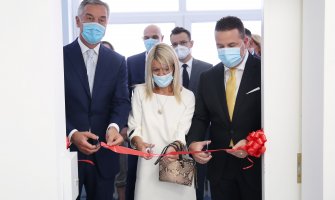 Đukanović pustio u rad Low-dose CT skener za liječenje najmlađih pacijenata: Najsavremeniji dijagnostički aparat vrijedan 592 hiljade eura(VIDEO)