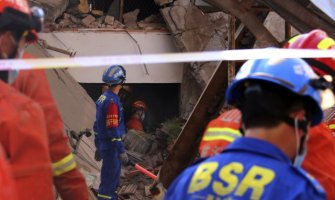 Kina: Srušio se restoran, poginulo 17 osoba