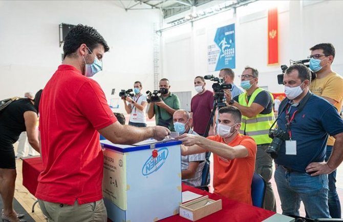 Zatvorena birališta