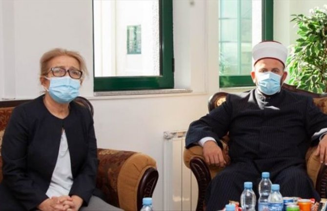 Ambasadorka Turske razgovarala sa reisom Fejzićem, podrška muslimanskoj zajednici nakon incidenata