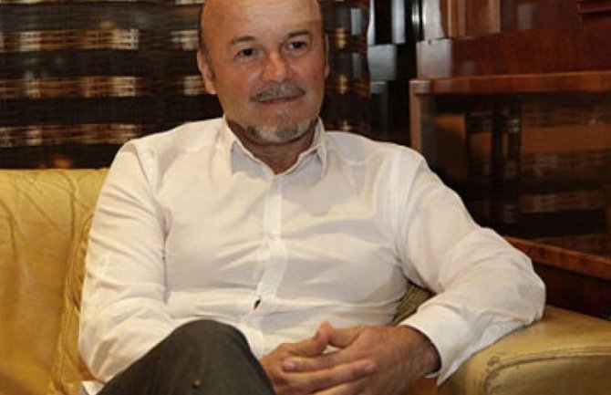 Kostić: Nerealno je očekivati jačanje investicija, pad priliva novca će biti blag