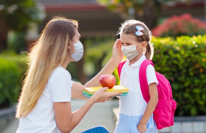 Vrtići počinju sa radom 1. oktobra: Osoblje nosi maske, djeca nijesu u obavezi