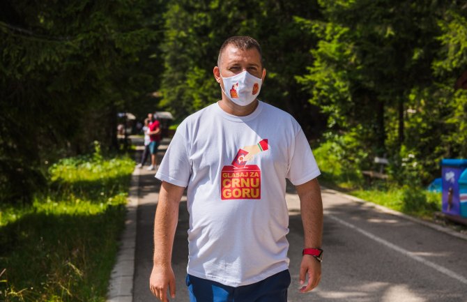 Damjanović: 30.avgusta CG otvorila vrata projektu velikosrpskog nacionalizma