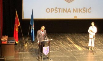 Grbović se oprostio od funkcije predsjednika Opštine Nikšić