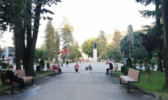 Kontrola primjena mjera NKTa u Bijelom Polju: Posebni mobilni timovi će kontrolisati nošenje maski na otvorenom, kafiće, prodavnice...