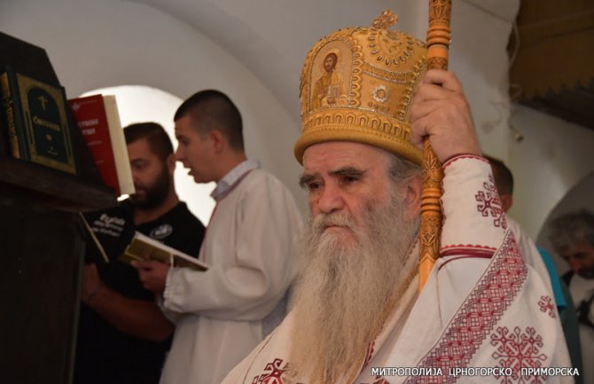 Amfilohije: Ne može biti za poštovanje ona ideologija koja odriče Boga