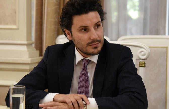 Razgovor Abazovića i lidera DF-a, Zakon ne bi trebalo da bude tačka sporenja