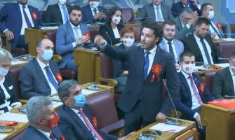 Abazović:  I Ostrog i Husein Pašinu džamiju i katedralu Sv Tripuna smatram svojima