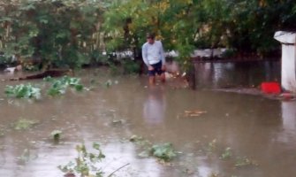 Padavine napravile probleme Nikšićanima, vatrogasci imali 25 intervencija