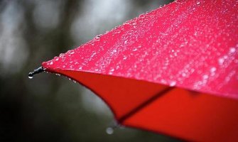 Danas povremeno kiša sa pljuskovima i grmljavinom