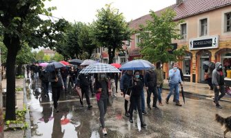 Protest nikšićkih ugostitelja: Odluka NKT-a nepravedna, lokali koji poštuju uvedene mjere nisu žarišta virusa