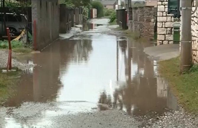 Podgorička URA: Glavni grad da riješi dvodecenijski problem sporedne ulice Miloja Pavlovića