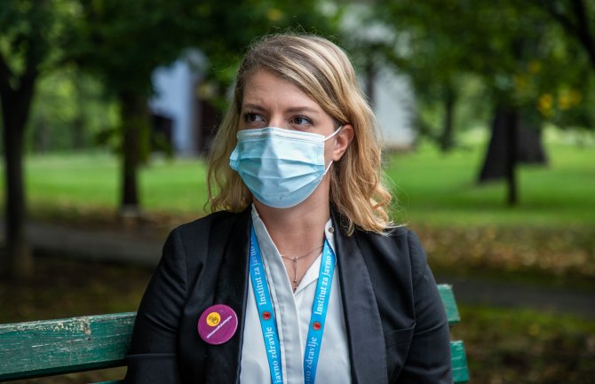 Pešić: Roditelji i nastavnici da dosljedno poštuju mjere jer se djeca na njih ugledaju